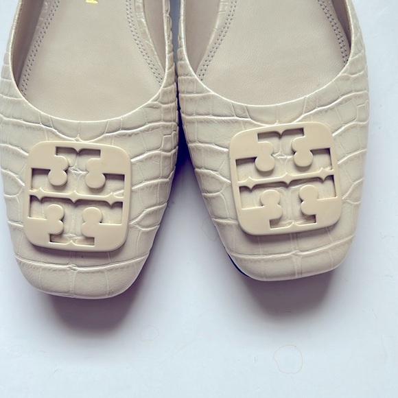 Tory Burch Georgia Croc-Embossed Cream Loafers 9.5 - Picture 6 of 12